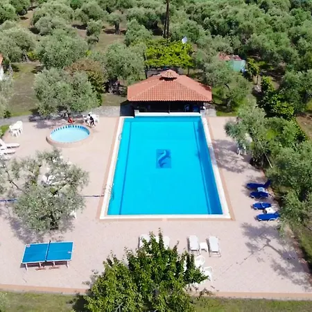 Coral Скала-Рахониу