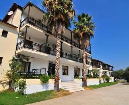 Hotel Coral 2*